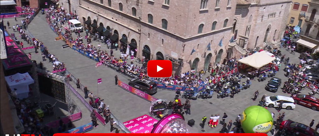 Giro d'Italia, Tom Dumoulin vince la cronometro di Montefalco