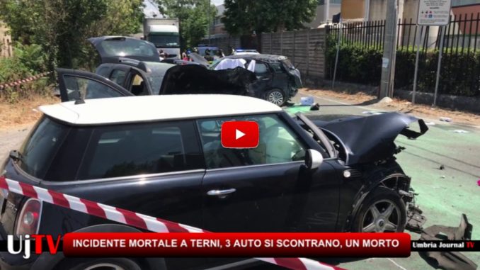 Incidente mortale a Terni, tre auto si scontrano, muore un 49enne