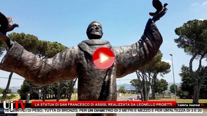 La Statua di San Francesco all'Aeroporto di Perugia, realizzata da Leonello Proietti