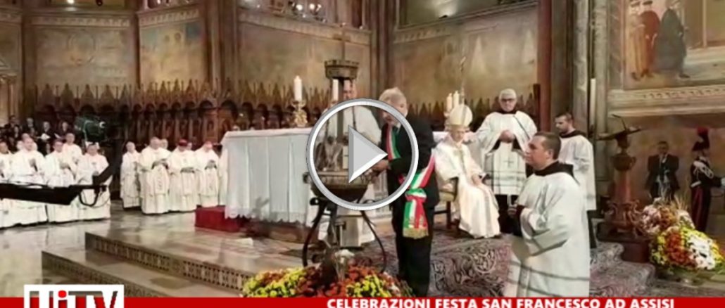 San Francesco ad Assisi, accesa la lampada con l'olio donato dalla regione Liguria