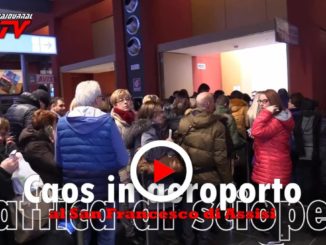 Caos in aeroporto a Perugia per scioperi compagnie e dei controllori, video interviste ai passeggeri