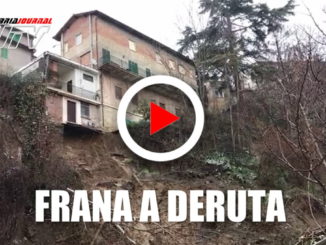 Frana a Deruta per rottura condotta acquedotto, il video