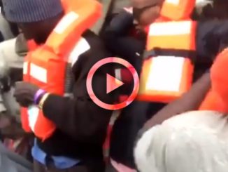 Migranti: 500 persone soccorse al largo della Libia Ong Sea Watch