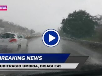 Nubifragio in Umbria, automobilisti in difficoltà su E45, il video