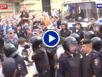 Russia in piazza per riforma pensioni, più di 800 fermati, il video