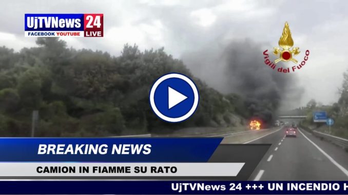 Camion in fiamme su RATO, incendio distrugge motrice, il video