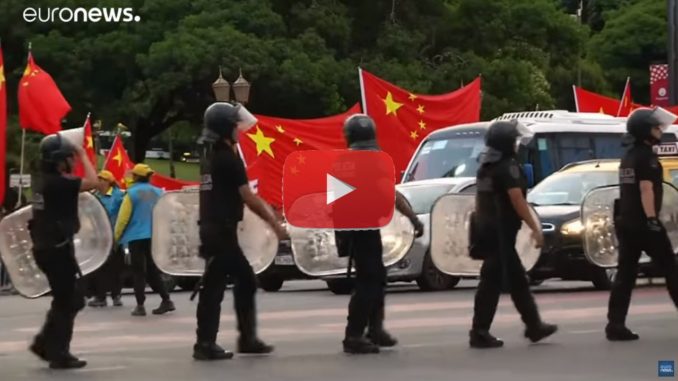 G20, pericolo proteste, video polizia che blinda Buenos Aires