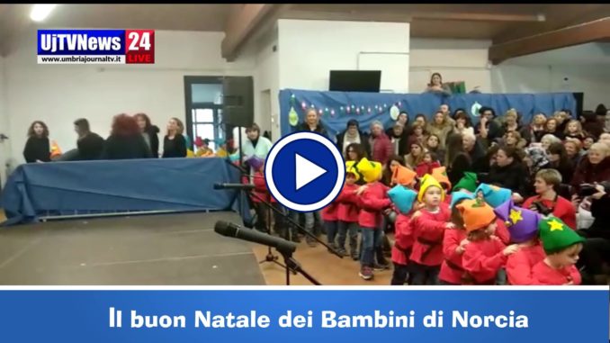 Spettacoli di Natale delle scuole a Norcia Il video del Buon Natale dei Bambini