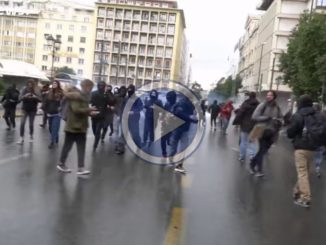 Scontri in Grecia in ricordo di Grigoropoulos il video dei tafferugli