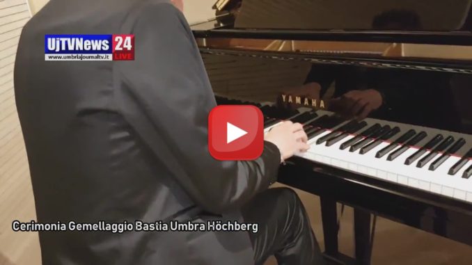 Trent'anni di gemellaggio Höchberg e Bastia Umbra il video del concerto