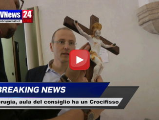Un Crocifisso di valore nell’aula del consiglio comunale di Perugia