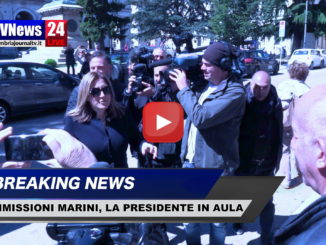 Dimissioni Marini, la presidente è in aula durante decisione consiglio