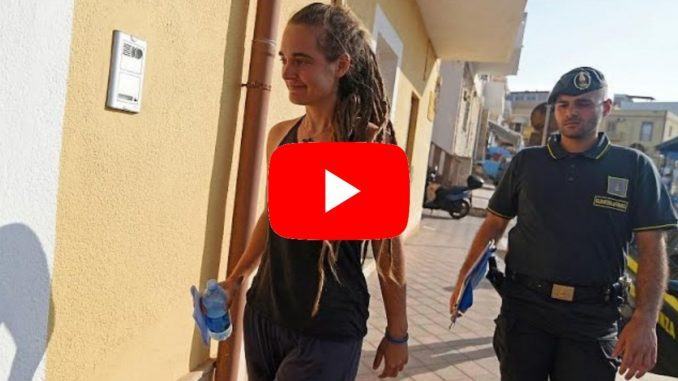 Il Gip di Agrigento non convalida l'arresto di Carola Rackete, comandante di SeaWatch