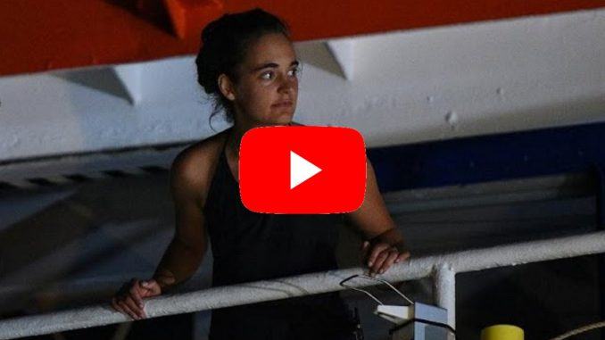 Video dell'arresto di Carola Rackete, la capitana tedesca della Sea Watch 3