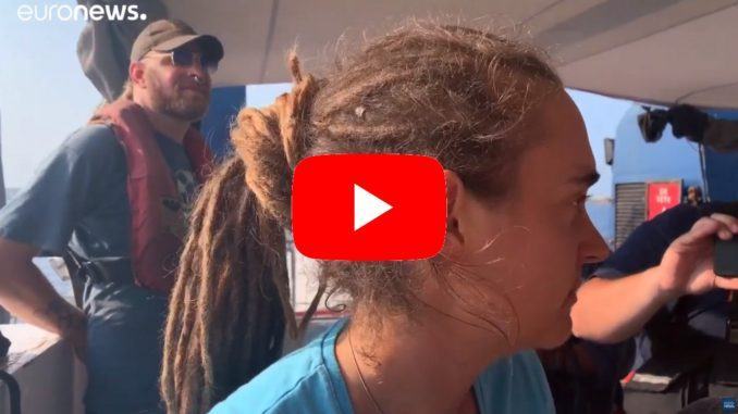 Sea Watch, reportage dalla nave: "abbiamo fiducia nella giustizia italiana"
