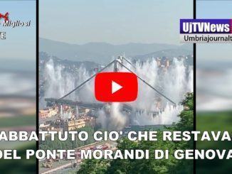 Ponte Morandi a Genova abbattute pile 10 e 11, lungo applauso da oggi è un ricordo