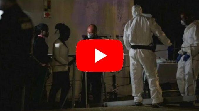 Soccorsi dalla Guardia di Finanza, migranti sbarcano a Pozzallo