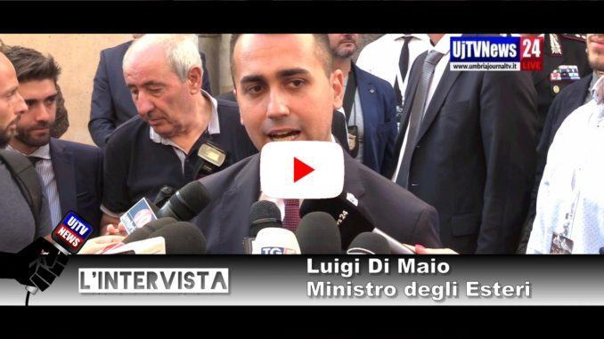 L'intervista a Luigi Di Maio, il ministro ad Assisi rilancia Proietti, lei "no comment"