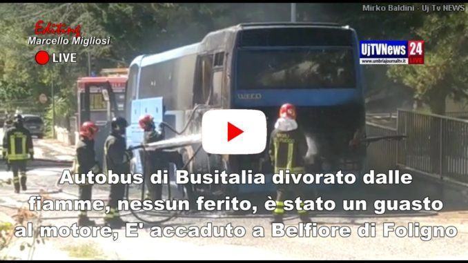 Attimi di panico a Belfiore di Foligno incendio distrugge autobus