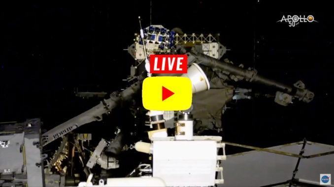 Spazio, Parmitano uscito da Iss, iniziata passeggiata spaziale | Live