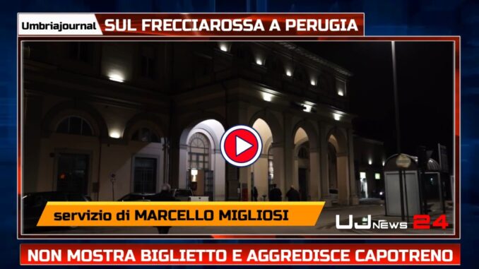 Vuole salire sul treno senza biglietto e colpisce capotreno, arrestato