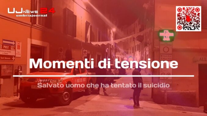 Minaccia di buttarsi di sotto, salvato a Porta Pesa, interviene la sindaca