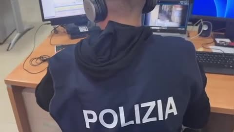 Arrestato giovane per terrorismo, operazione a Napoli