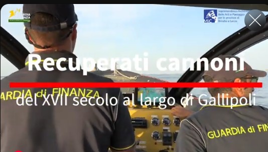 Recuperati cannoni del XVII secolo al largo di Gallipoli