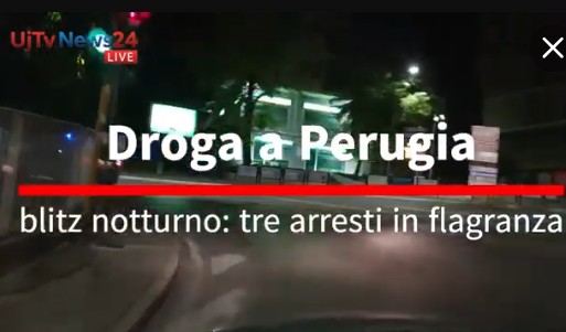 Scoperti con 11 chili di stupefacenti e 6mila euro in contanti