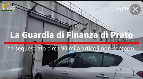 Prato, sequestrati 90 mila articoli natalizi non conformi
