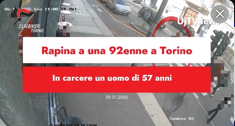 Segue 92enne e la rapina nell'androne di un palazzo a Torino